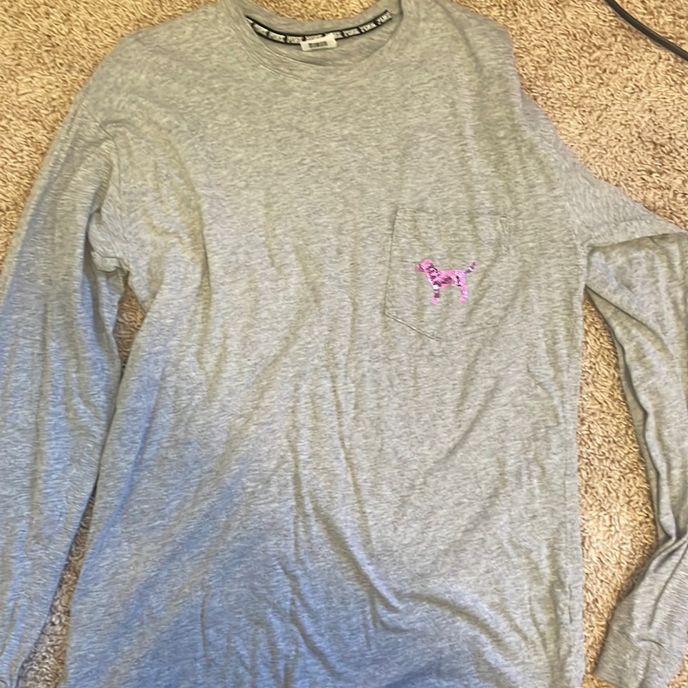 VS Pink Long Sleeve Tee